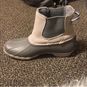SPERRY RAIN BOOTS